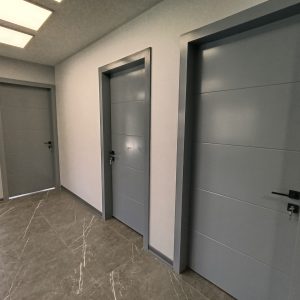 درب چوبی اصفهان